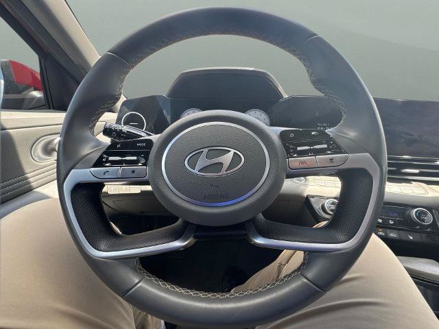 Used 2024 Hyundai Elantra SEL w/ Convenience Package FWD image 11