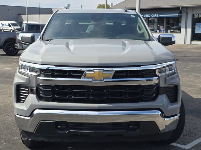 Used 2024 Chevrolet Silverado 1500 LT AWD/4WD image 11