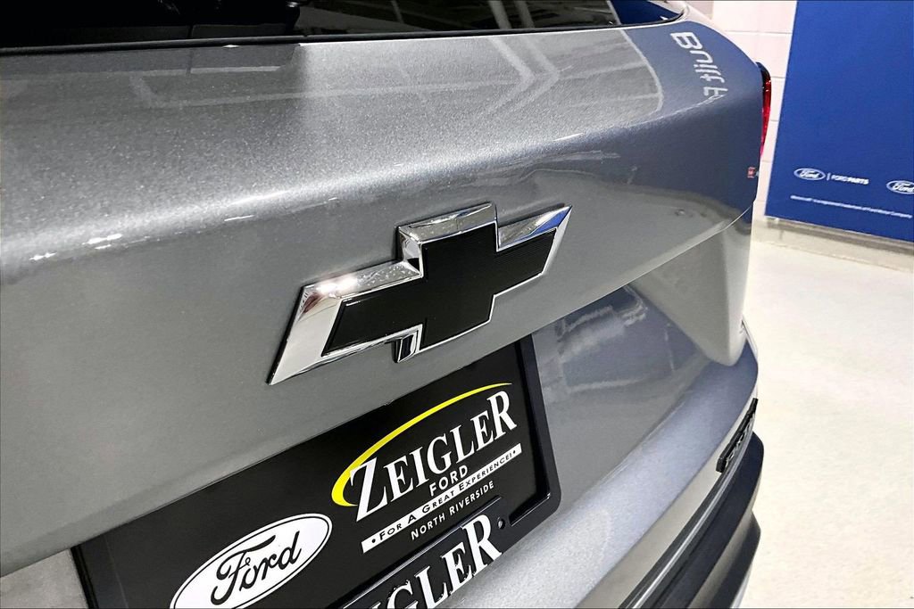 Used 2025 Chevrolet Trax LT w/ Driver Confidence Package image 30