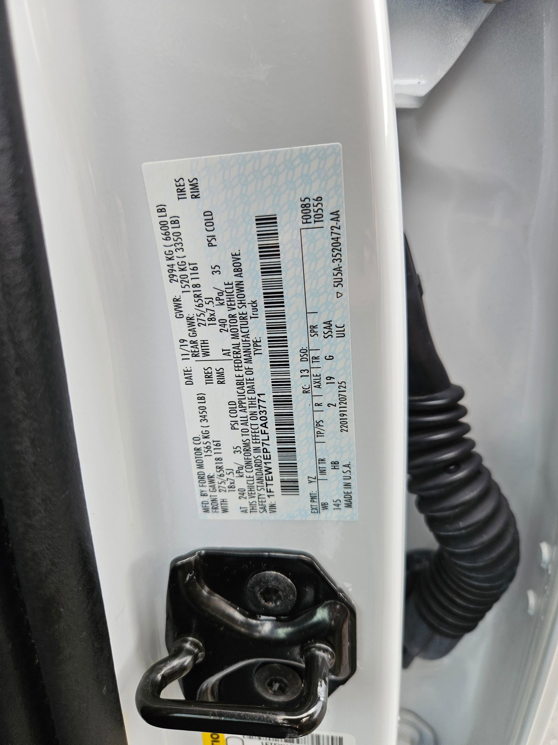 Certified 2020 Ford F150 Lariat w/ Equipment Group 501A Mid image 28