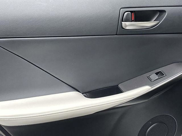 Used 2023 Lexus IS 350 F Sport w/ Navigation Package image 9