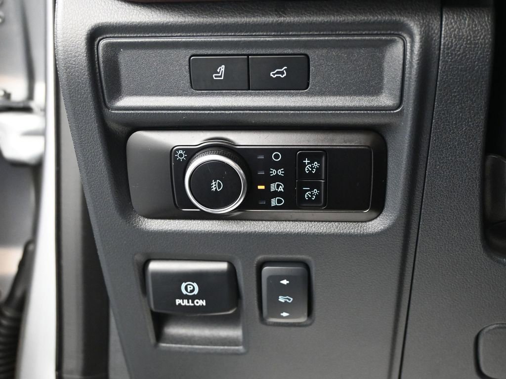 Certified 2023 Ford Expedition Limited image 14