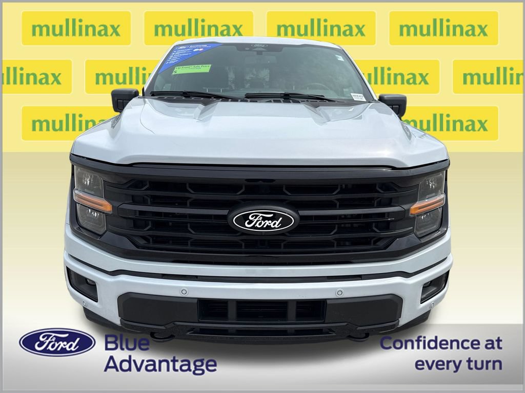 Certified 2025 Ford F150 XLT w/ Equipment Group 302A MID AWD/4WD image 11