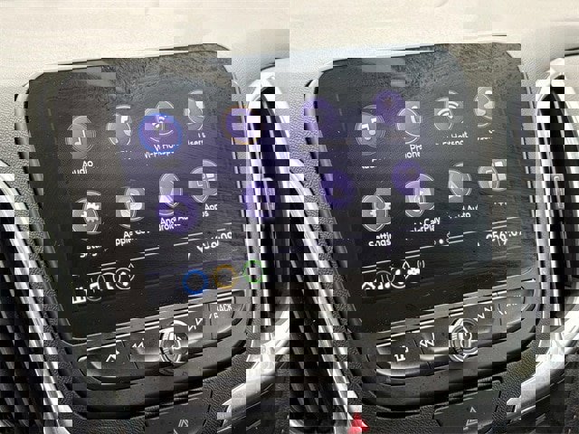 Used 2020 Chevrolet Equinox Premier image 31