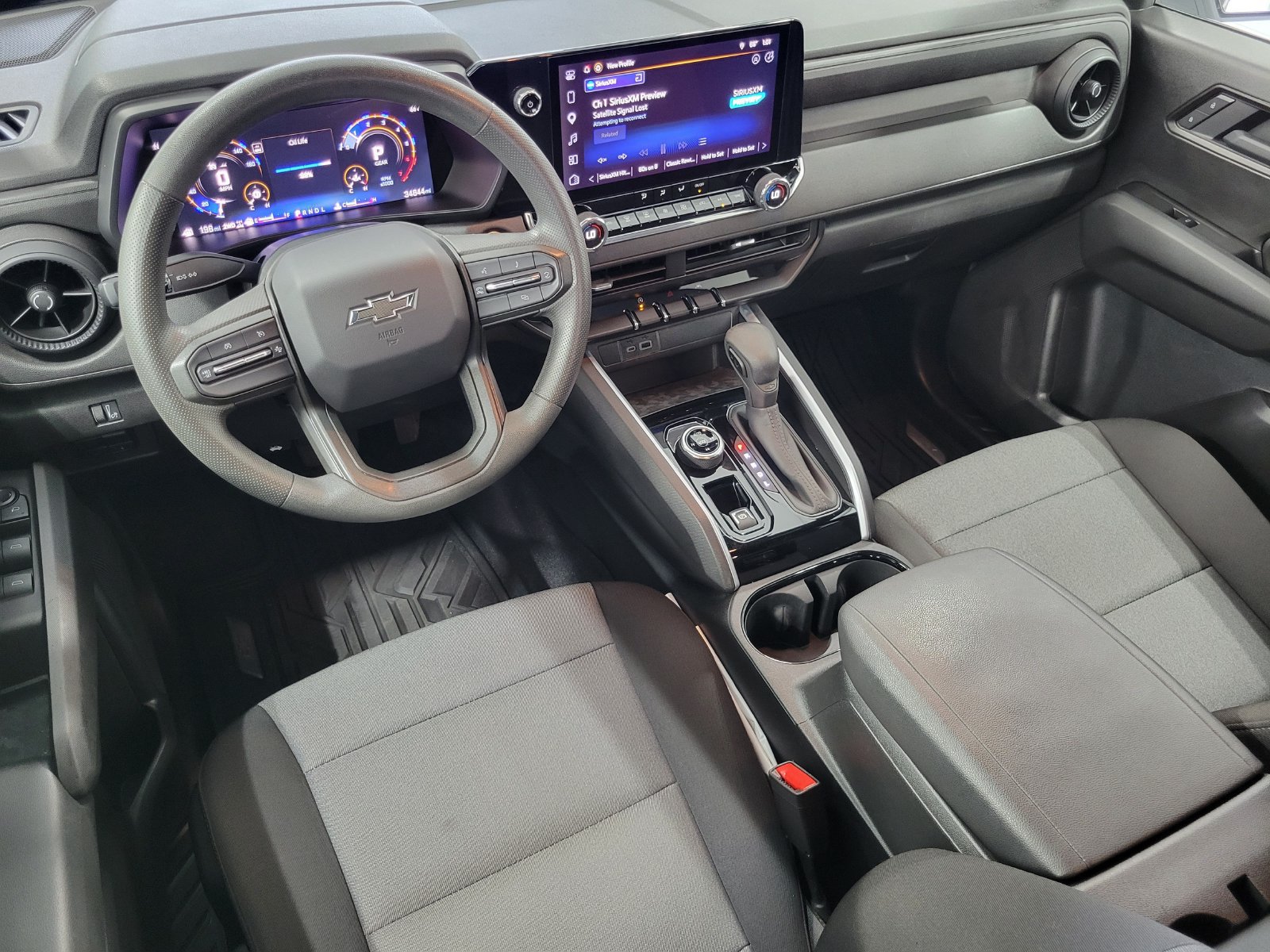 Used 2025 Chevrolet Colorado Trail Boss AWD/4WD image 25