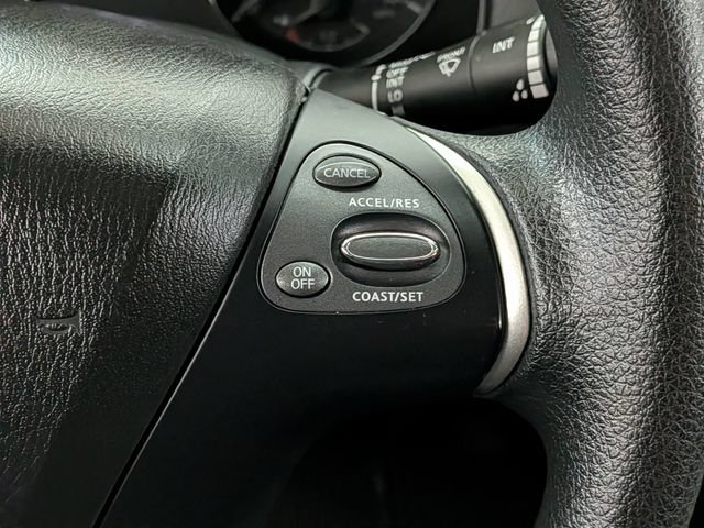 Used 2017 Nissan Pathfinder S AWD/4WD image 25