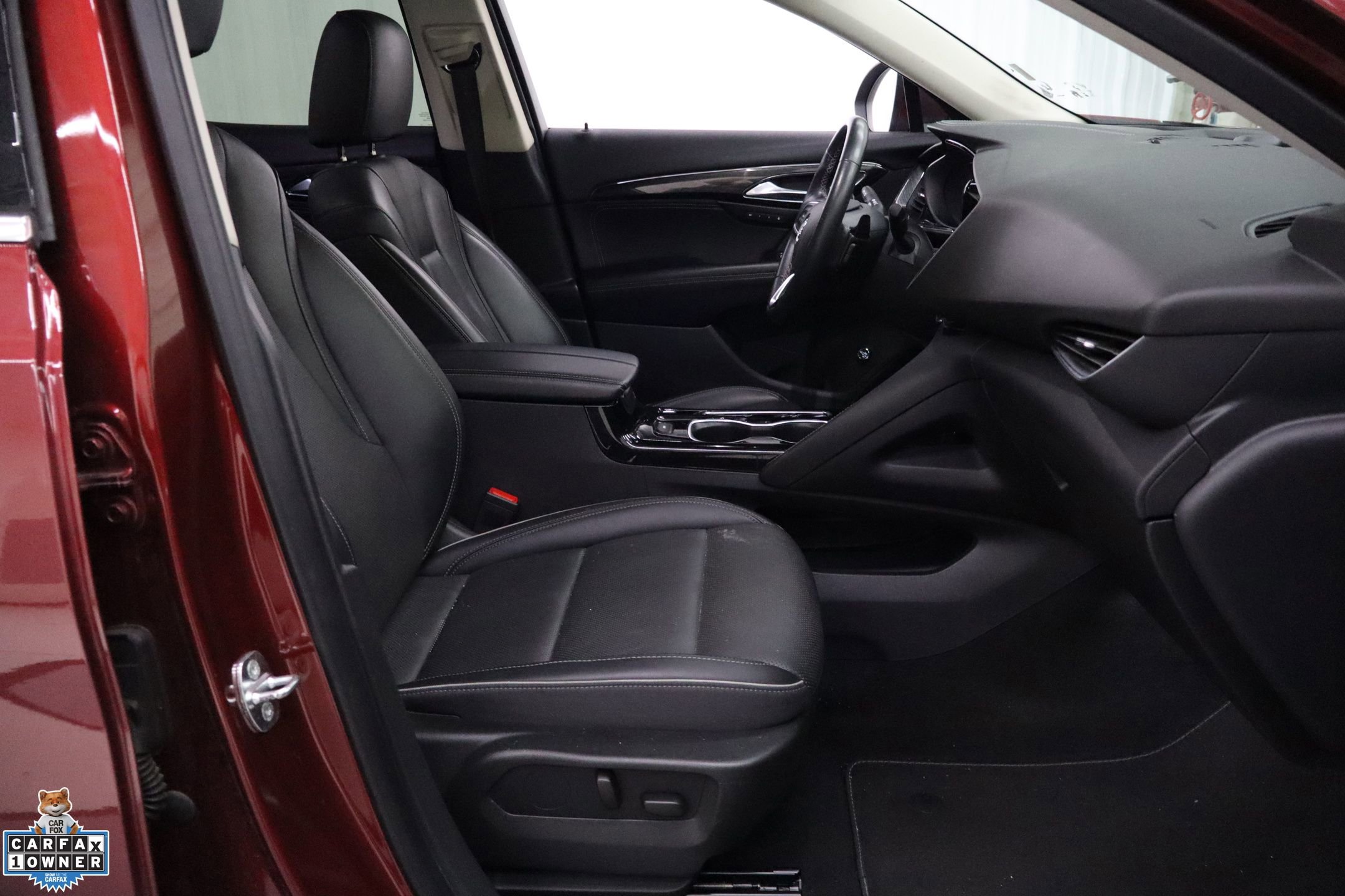 Used 2023 Buick Envision Essence image 30