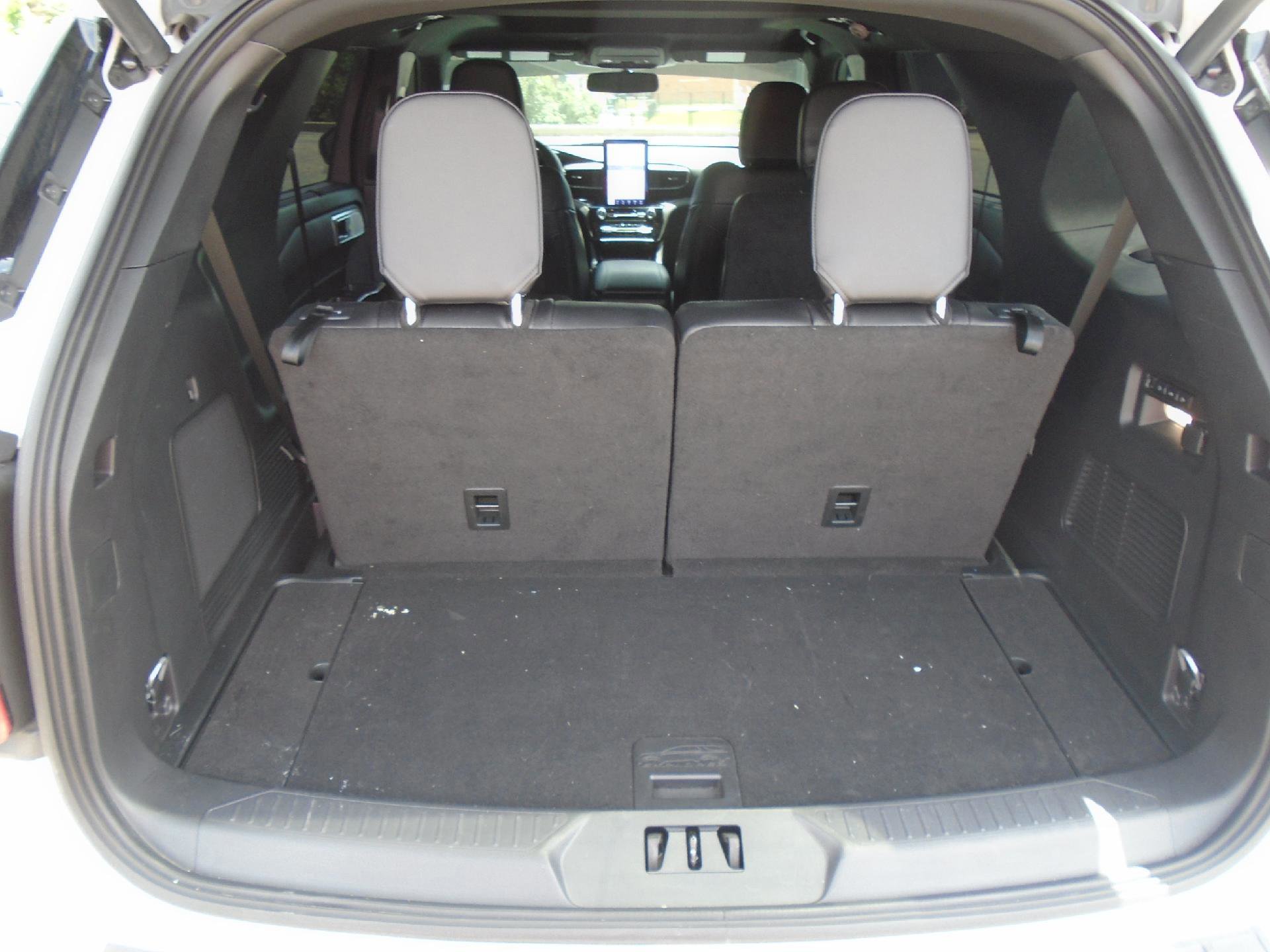 Certified 2023 Ford Explorer ST w/ Equipment Group 401A image 8