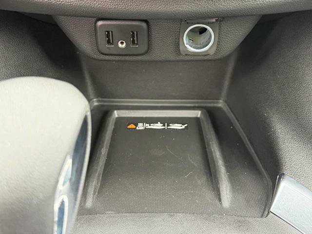 Used 2023 Chevrolet Traverse LT image 16