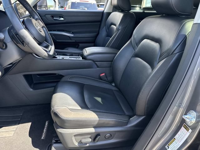 Used 2023 Nissan Pathfinder SL w/ SL Premium Package FWD image 19