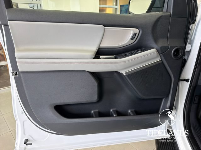 Certified 2025 Ford Expedition Active RWD image 13