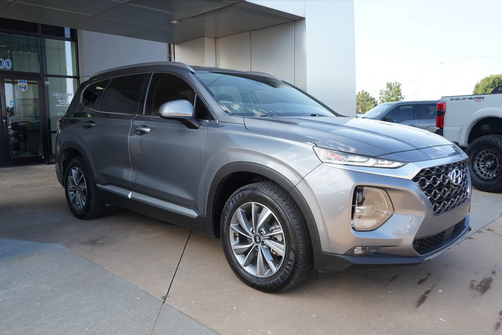 Used 2019 Hyundai Santa Fe SEL FWD image 3