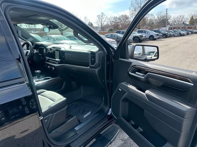 Used 2026 GMC Sierra 1500 Elevation w/ Elevation Premium Package image 29