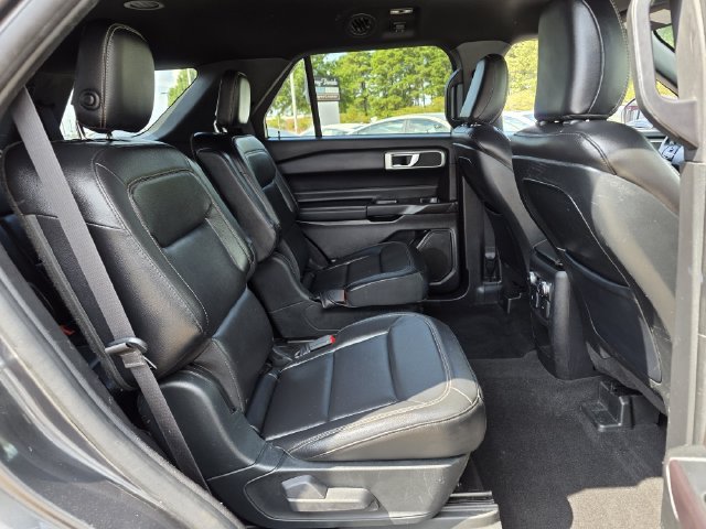 Certified 2020 Ford Explorer XLT w/ Equipment Group 202A RWD image 28