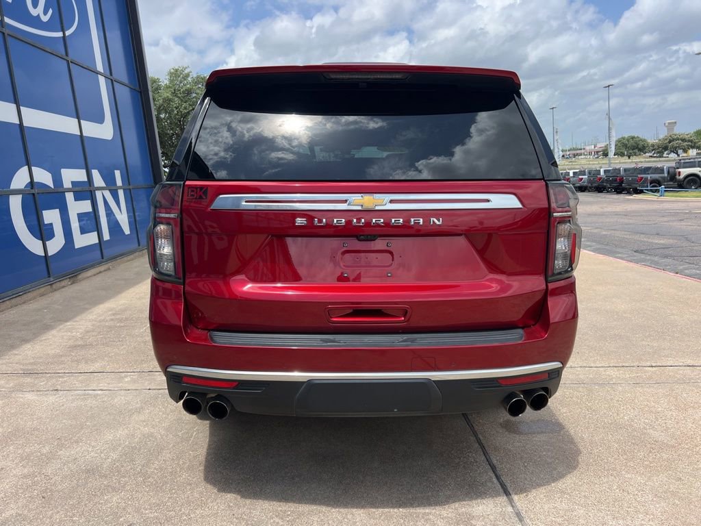 Used 2021 Chevrolet Suburban High Country w/ Premium Package AWD/4WD image 7