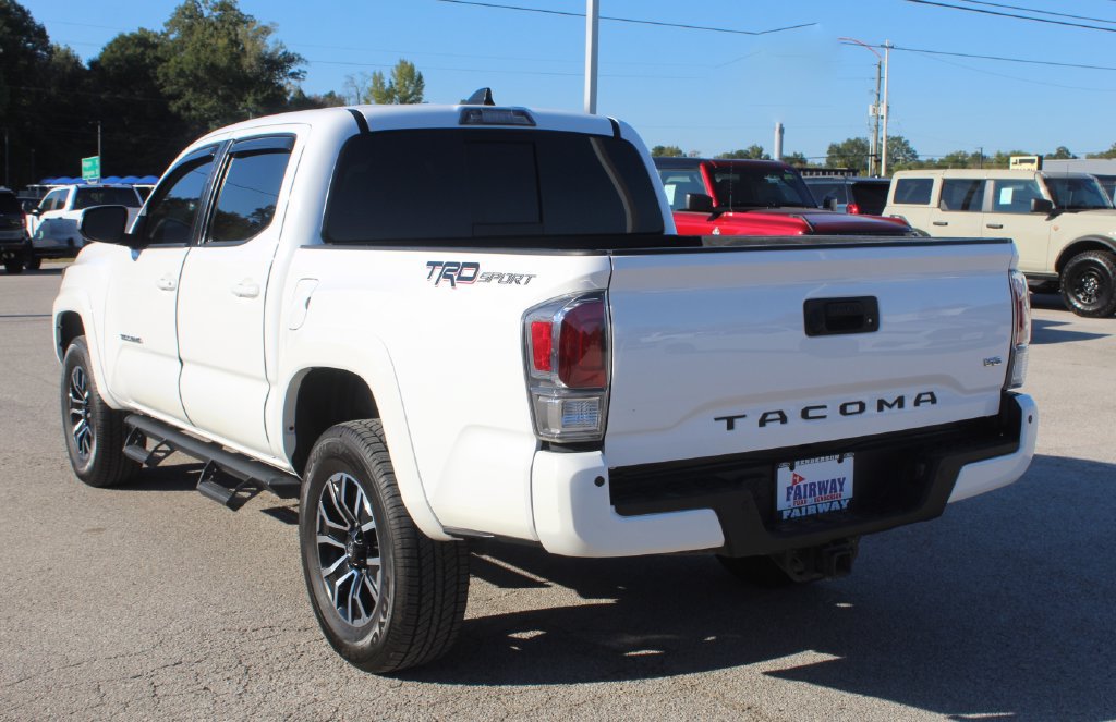 Used 2021 Toyota Tacoma TRD Sport w/ Technology Package RWD image 10