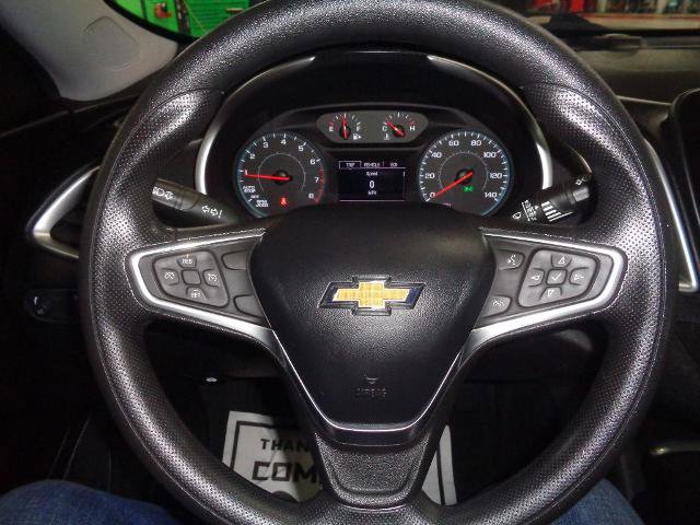 Used 2022 Chevrolet Malibu LT image 11