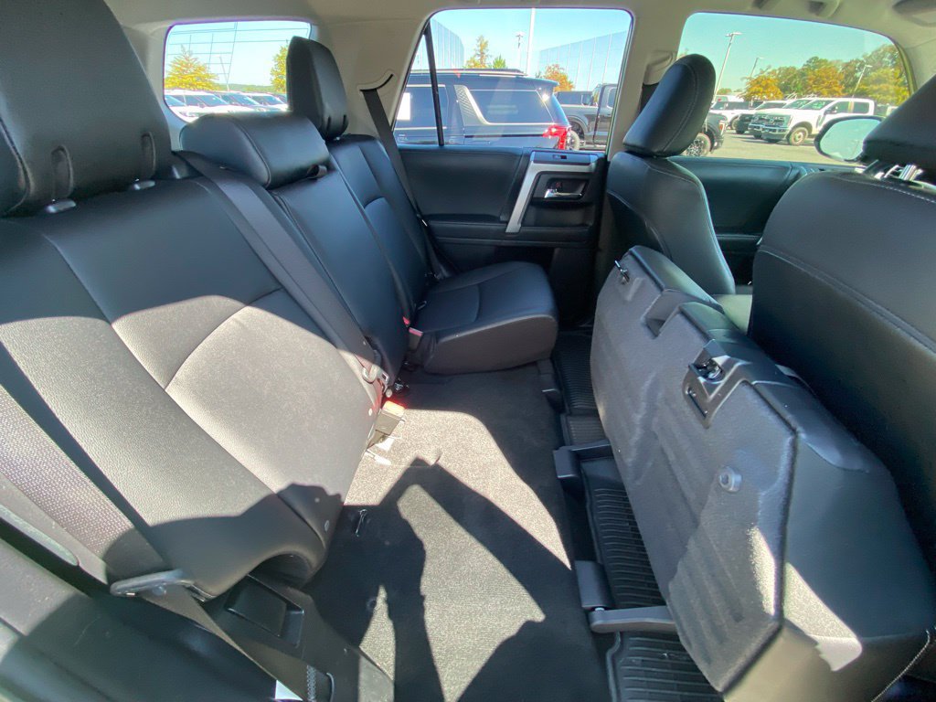 Used 2023 Toyota 4Runner TRD Sport w/ Technology Package AWD/4WD image 30