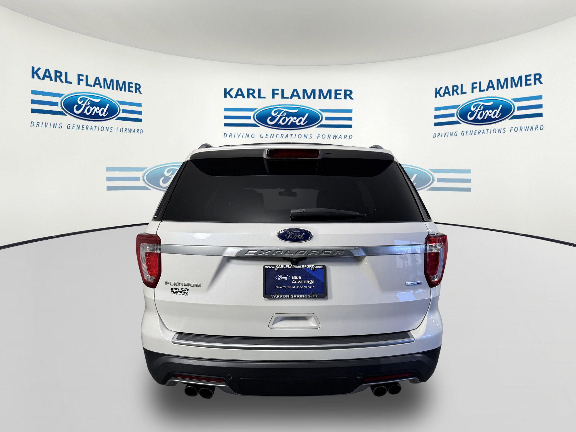 Certified 2019 Ford Explorer Platinum image 4