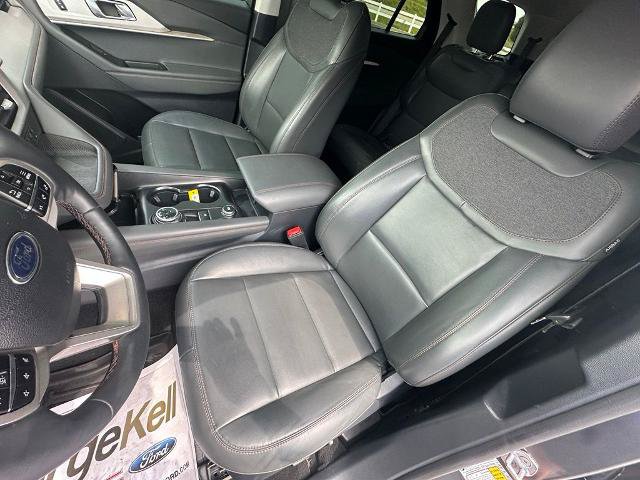 Certified 2025 Ford Explorer Active w/ Active Comfort Package RWD image 16