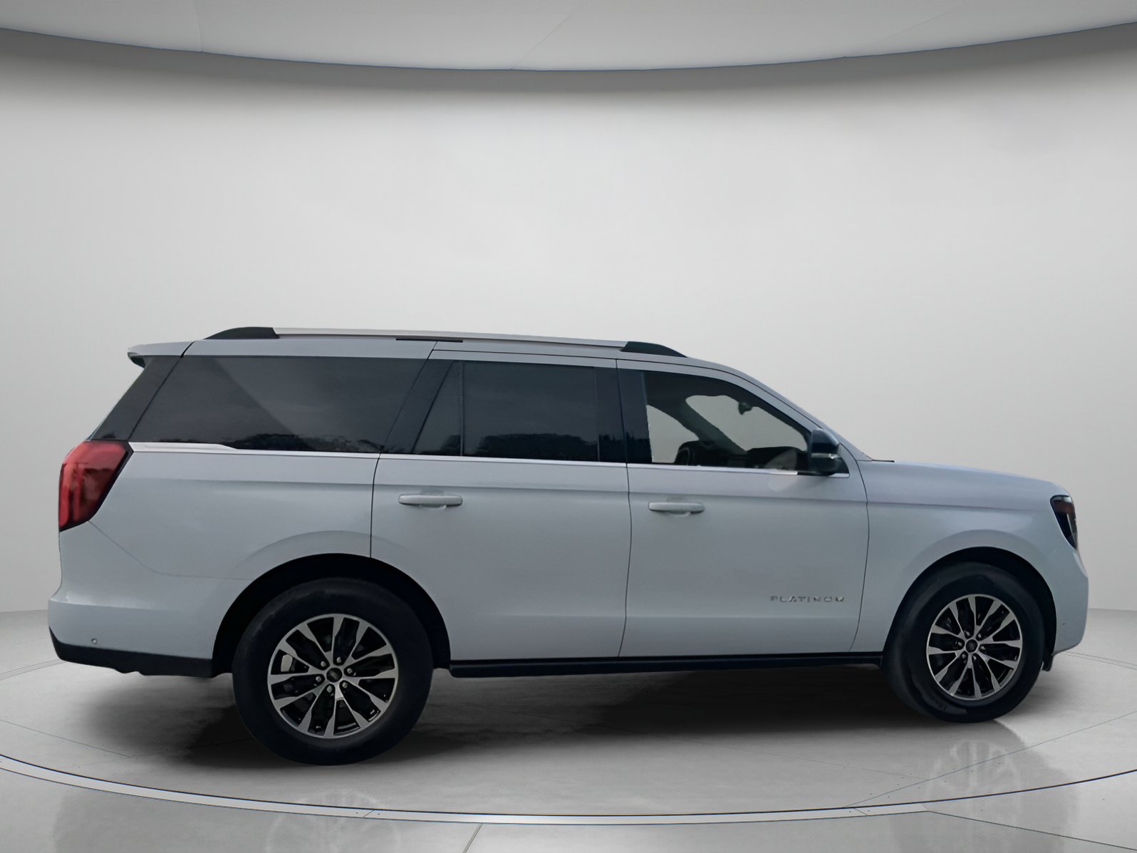 Certified 2025 Ford Expedition Platinum AWD/4WD image 31