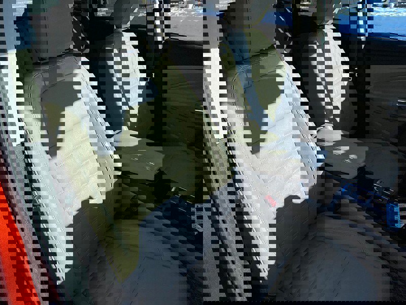 Certified 2019 Ford Escape Titanium image 29