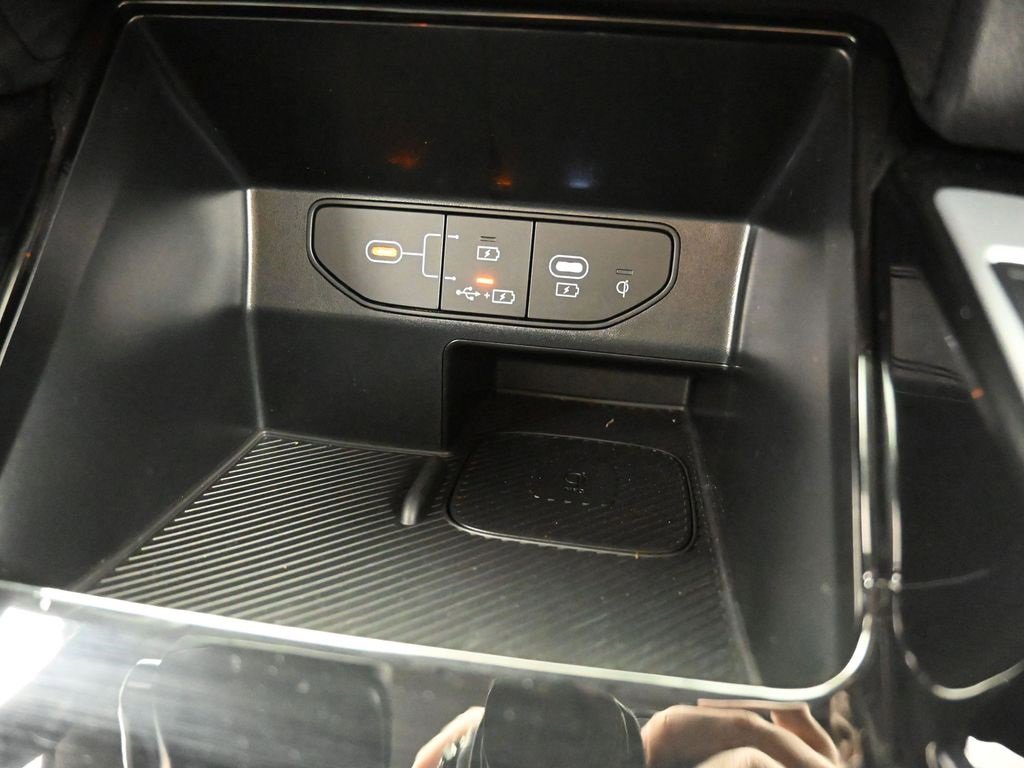 Used 2025 Kia Sorento SX image 29