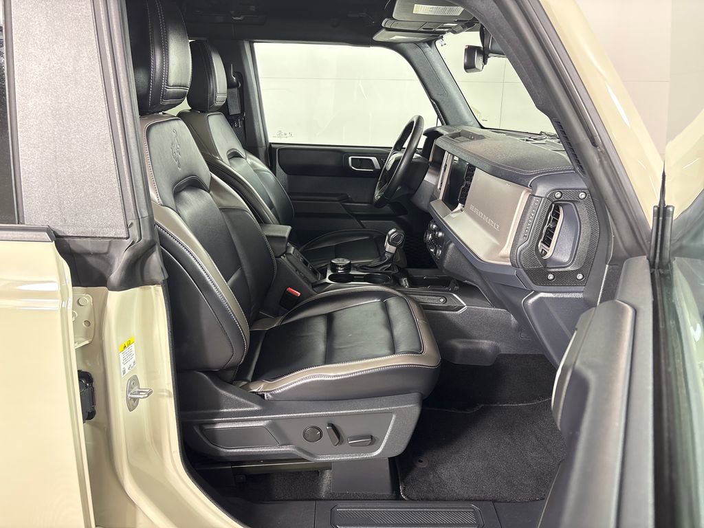 Certified 2025 Ford Bronco Outer Banks image 8