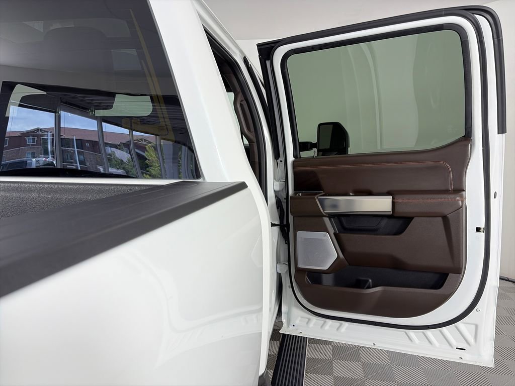 Certified 2025 Ford F250 King Ranch w/ FX4 Off-Road Package AWD/4WD image 29
