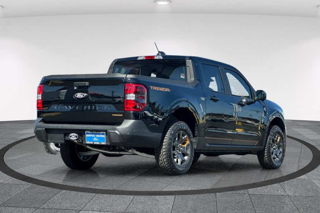 Certified 2025 Ford Maverick Tremor AWD/4WD image 5