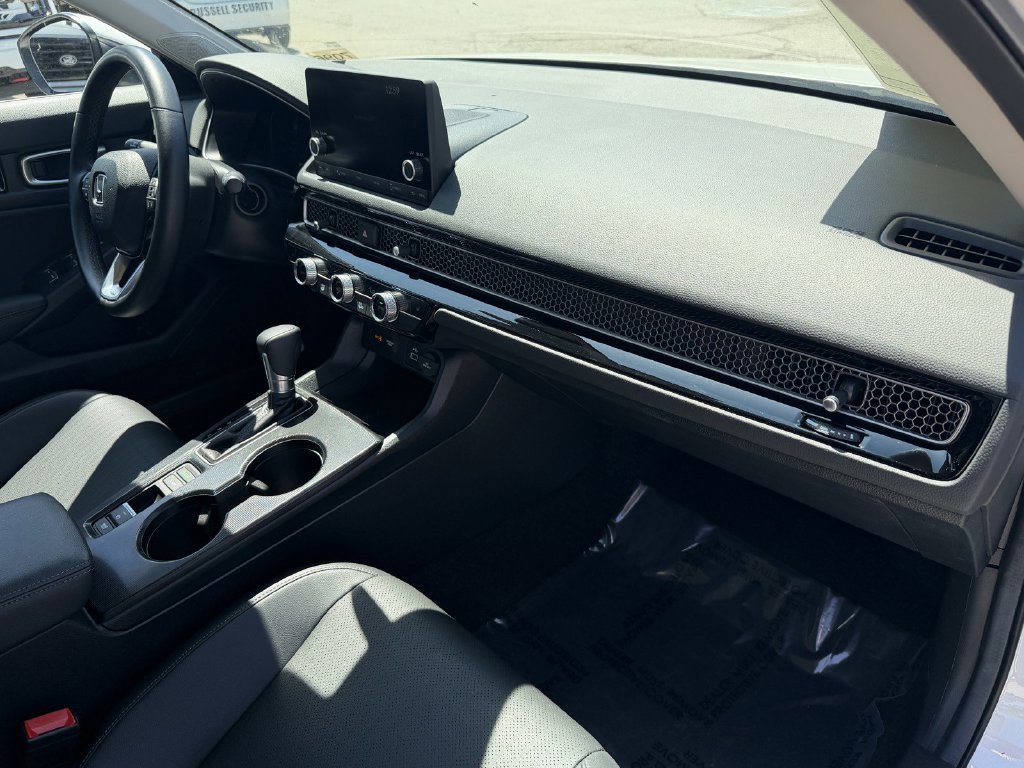 Used 2024 Honda Civic EX-L image 9