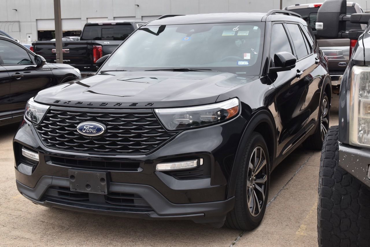 Certified 2023 Ford Explorer ST-Line w/ Class IV Trailer Tow Package RWD image 2