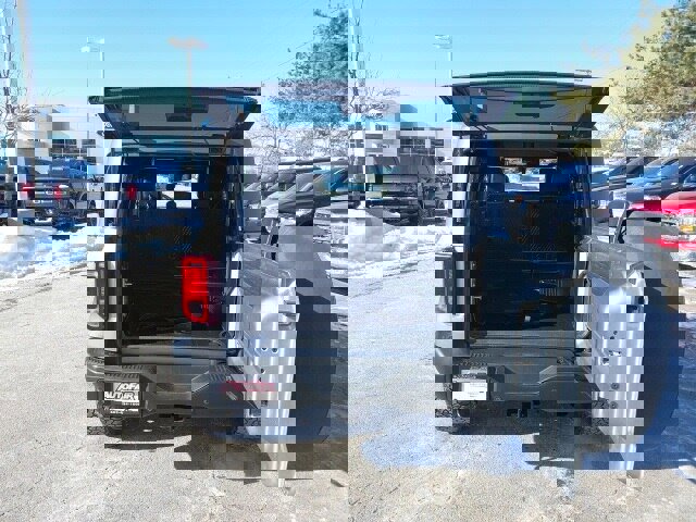 Certified 2023 Ford Bronco Black Diamond image 26