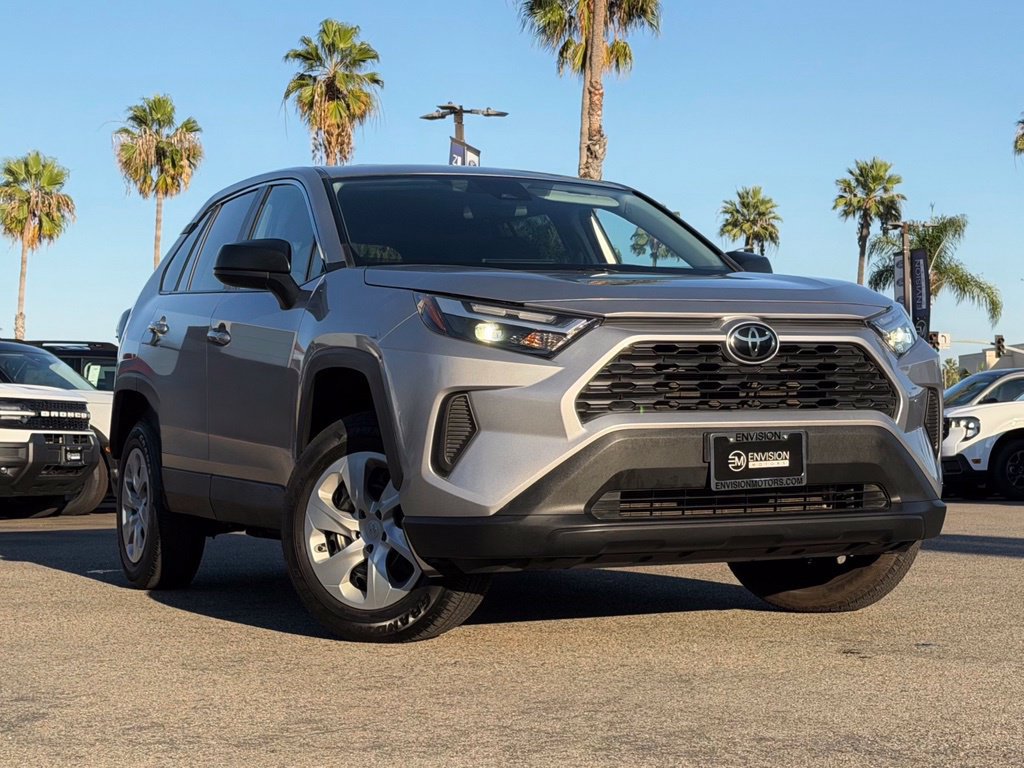 Used 2024 Toyota RAV4 LE FWD image 2