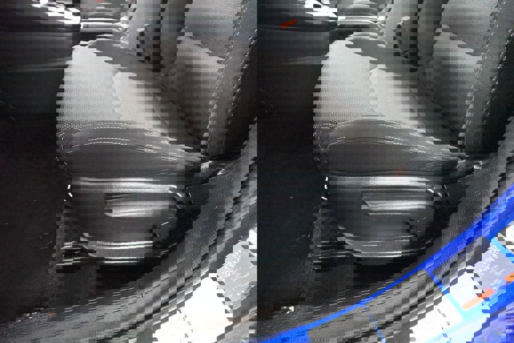 Used 2024 Kia Forte LXS image 11