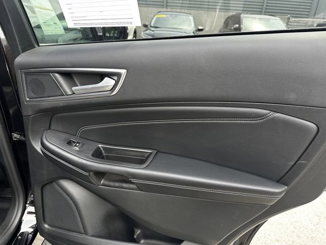 Certified 2023 Ford Edge Titanium AWD/4WD image 40