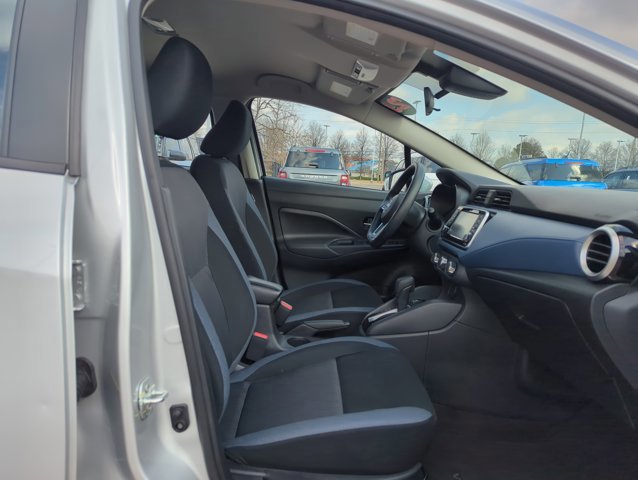 Used 2025 Nissan Versa SV image 20