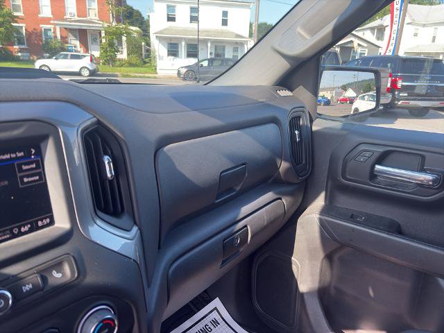 Used 2022 Chevrolet Silverado 1500 Custom Trail Boss w/ LPO, Dark Essentials Package AWD/4WD image 25