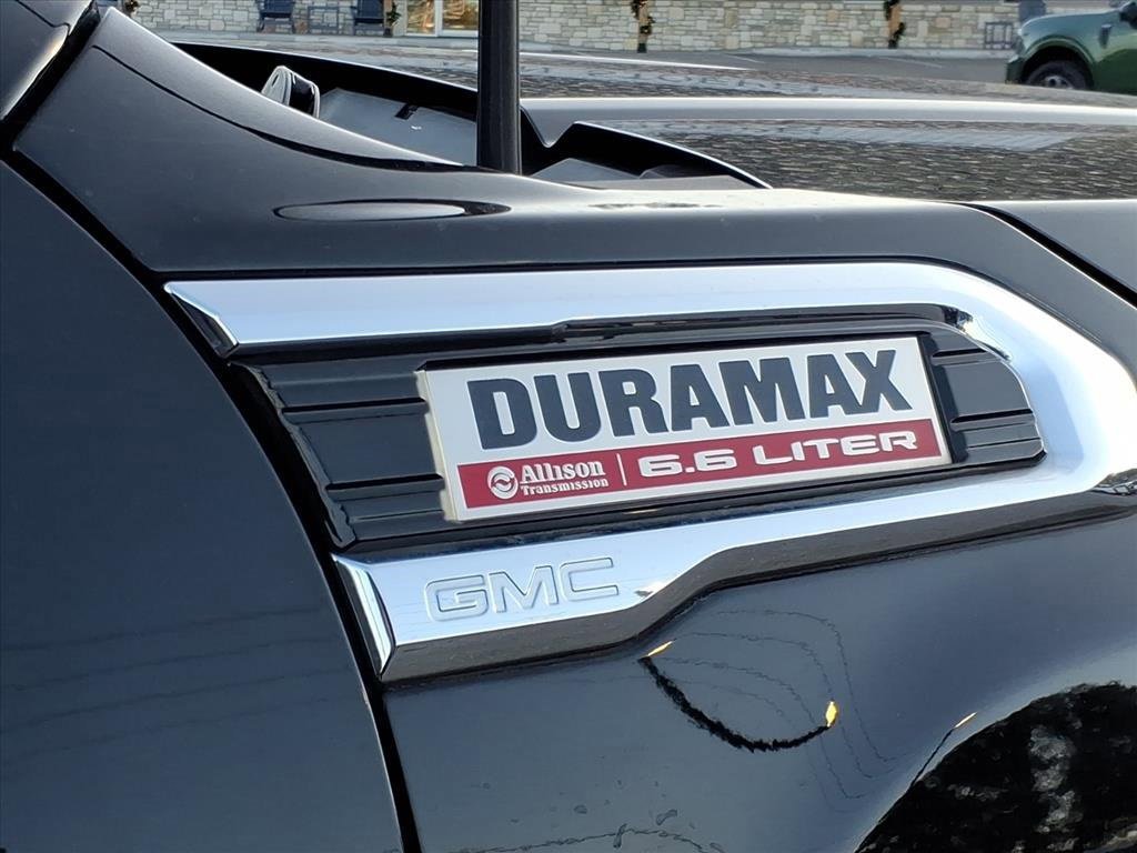 Used 2022 GMC Sierra 3500 Denali w/ Denali Ultimate Package image 7