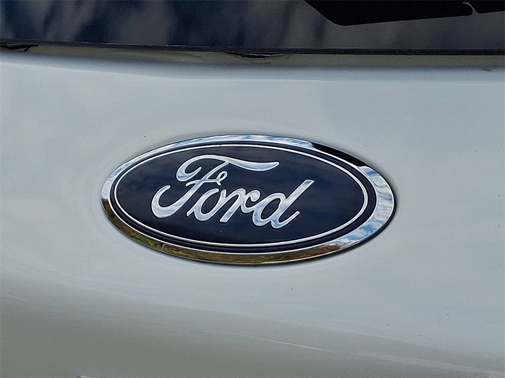 Certified 2020 Ford Escape SEL image 31