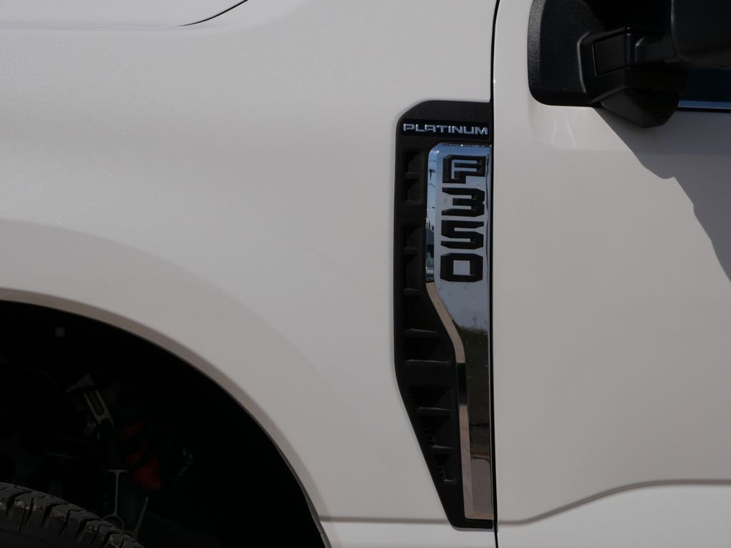 Certified 2026 Ford F350 Platinum w/ Platinum Plus Package image 13