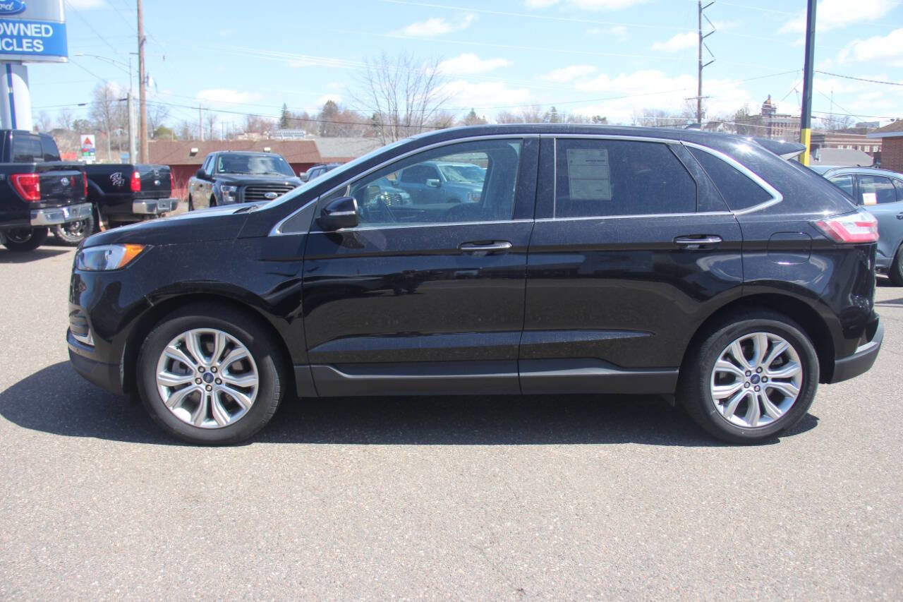 Certified 2024 Ford Edge Titanium AWD/4WD image 7