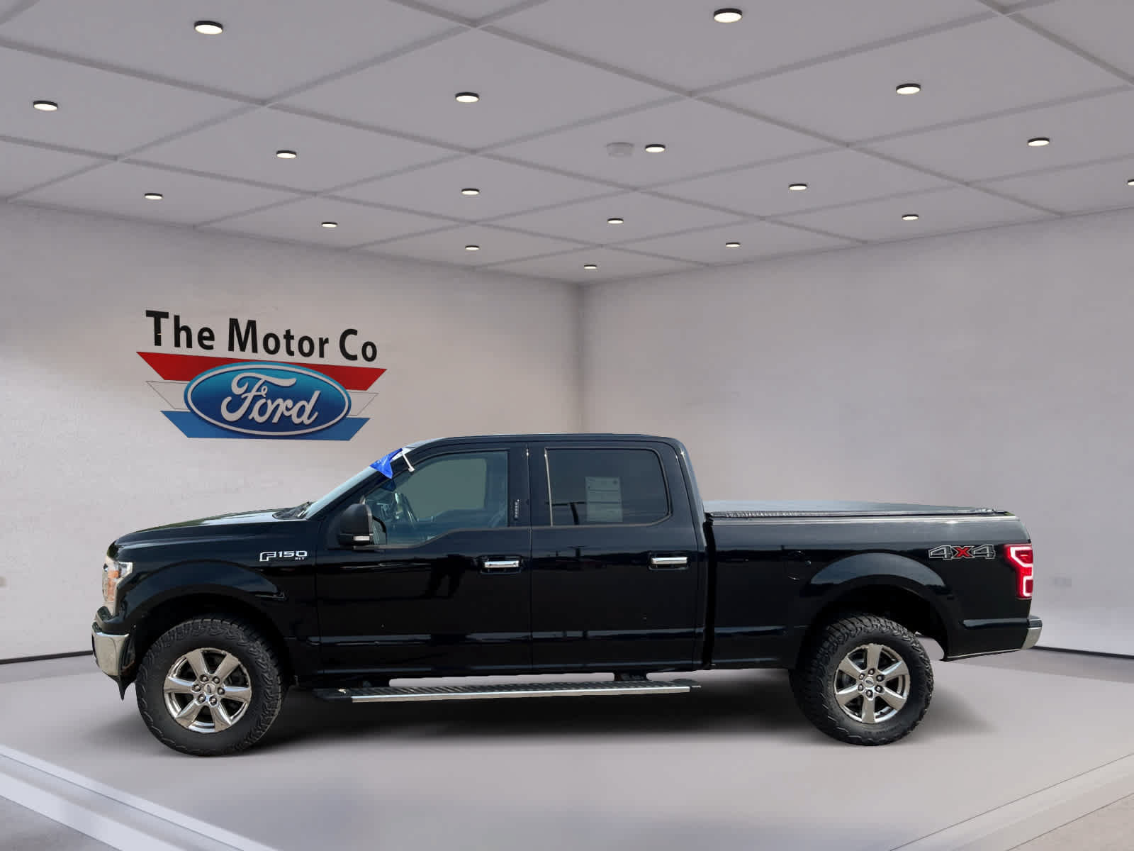 Certified 2018 Ford F150 XLT w/ Equipment Group 302A Luxury AWD/4WD image 8