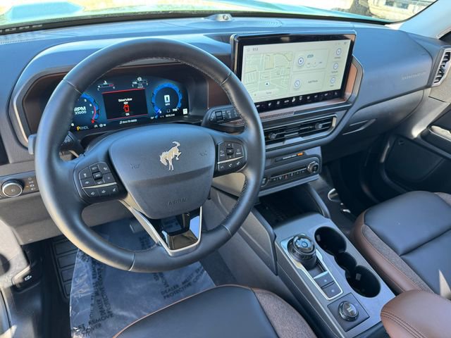 Certified 2025 Ford Bronco Sport Outer Banks w/ Outer Banks Tech Package+ AWD/4WD image 6