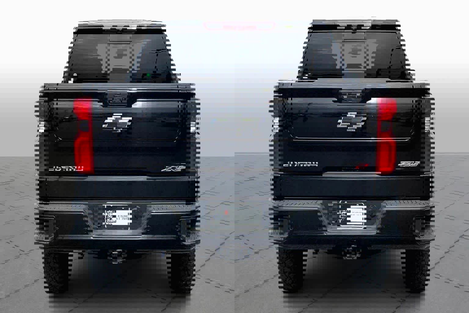 Used 2023 Chevrolet Silverado 1500 ZR2 w/ Technology Package video 2