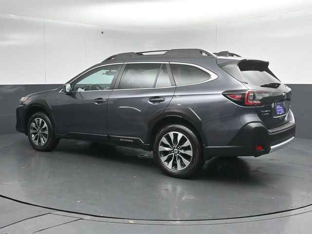 Used 2023 Subaru Outback Limited image 8