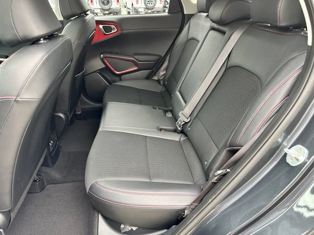 Used 2023 Kia Soul GT-Line FWD image 39