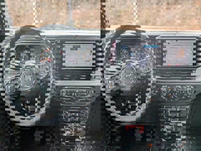 Used 2024 Jeep Gladiator Sport image 30