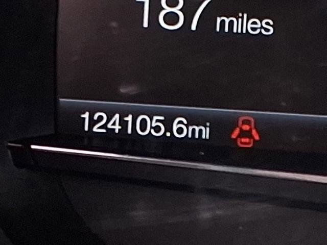 Certified 2018 Ford Explorer XLT w/ Equipment Group 202A image 20