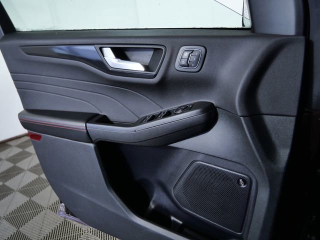 Certified 2023 Ford Escape ST-Line Select w/ Tech Pack #2 image 24
